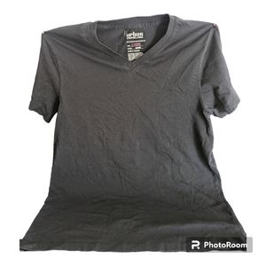 Men's Urban Pipeline dark gray short sleeve pullover shirt